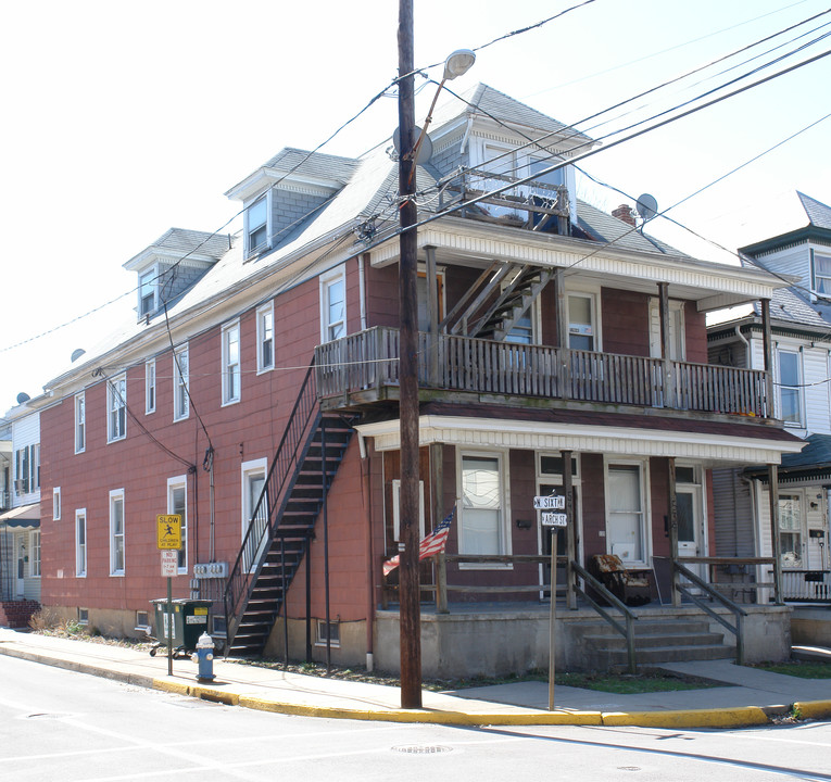 539 Arch St in Sunbury, PA - Foto de edificio