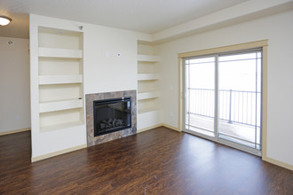 Aspen Ponds Apartments in Fargo, ND - Building Photo - Interior Photo