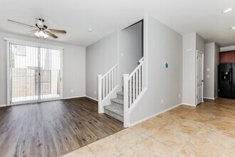 1644 S Chatsworth in Mesa, AZ - Building Photo - Building Photo