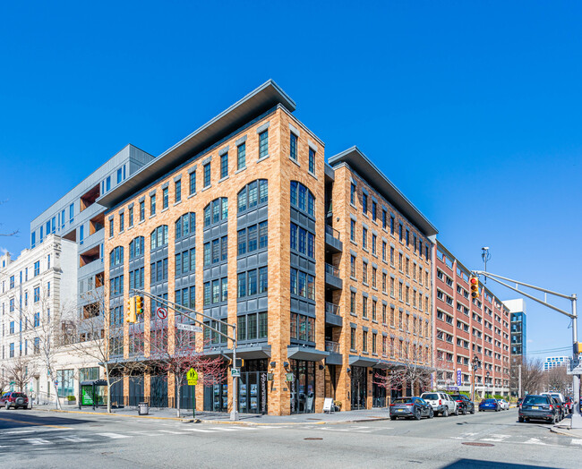 The St. Louis in Hoboken, NJ - Building Photo - Building Photo