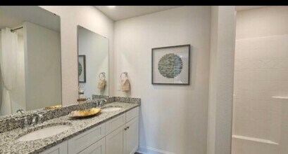 12289 Sinclair Dr in Gulfport, MS - Building Photo - Building Photo