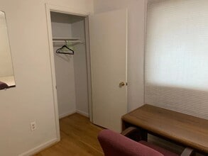 7605 Wellesley Dr in College Park, MD - Building Photo - Building Photo