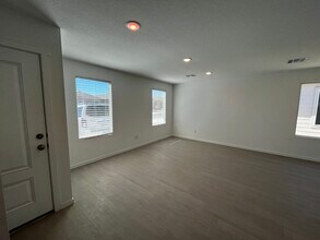 6730 Chert Chase in San Antonio, TX - Building Photo - Building Photo