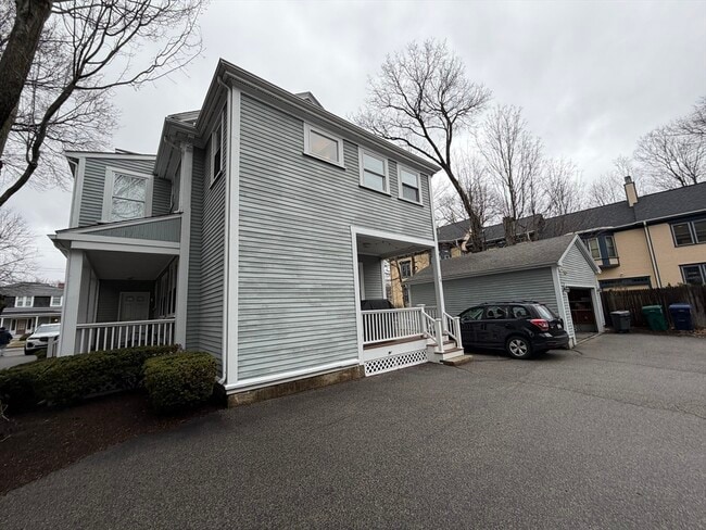 78 Highland Ave in Newton, MA - Building Photo - Building Photo