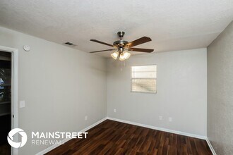 461 Truvall St SW in Palm Bay, FL - Building Photo - Building Photo