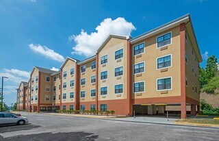 Furnished Studio-Philadelphia - Plymouth M in Plymouth Meeting, PA - Building Photo