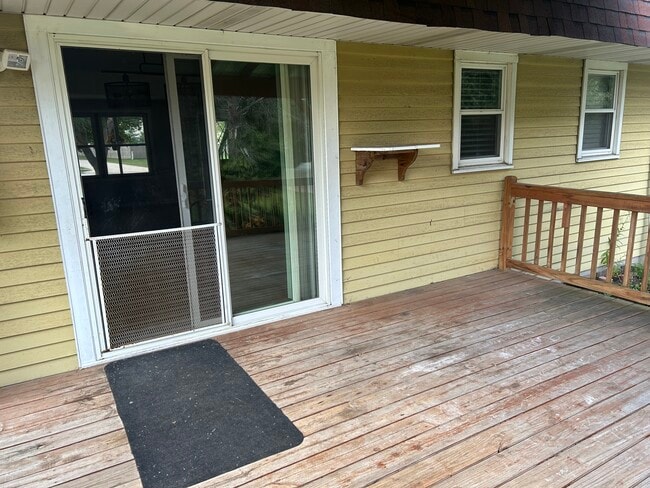 2193 Packerland Dr in Green Bay, WI - Building Photo - Building Photo