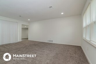 7411 NW Oak Dr in Kansas City, MO - Building Photo - Building Photo