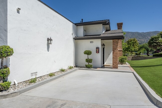 357 N Pennsylvania Ave in Glendora, CA - Building Photo - Building Photo