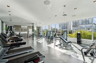1201 20th St, Unit 306 in Miami Beach, FL - Foto de edificio - Building Photo