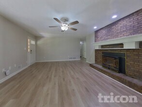 5681 Lanny Dr in Powder Springs, GA - Building Photo - Building Photo