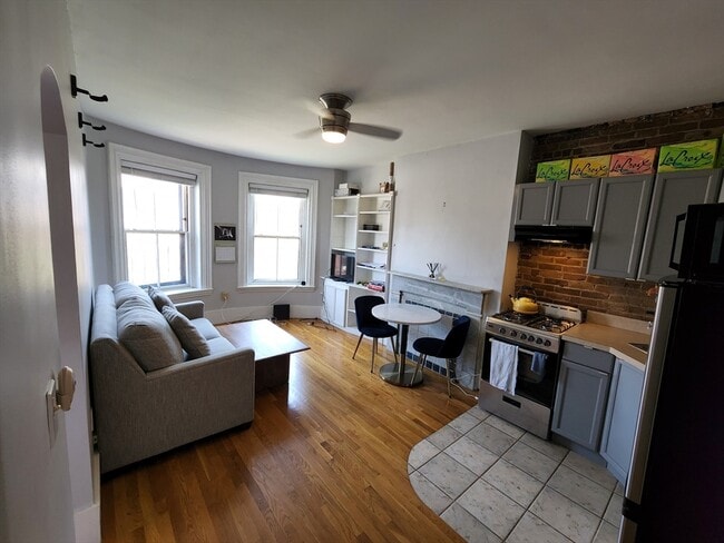 property at 154 W Concord St