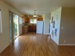 40 Huina Pl in Kula, HI - Building Photo - Building Photo