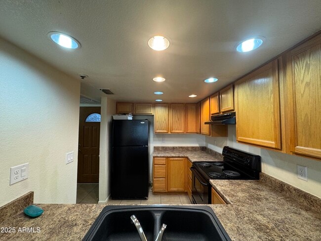 7910 E Thomas Rd in Scottsdale, AZ - Building Photo - Building Photo