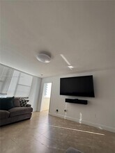1893 S Ocean Dr in Hallandale Beach, FL - Building Photo - Building Photo