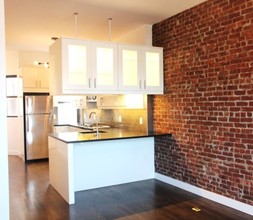 14 Lincoln Pl in Brooklyn, NY - Building Photo - Other