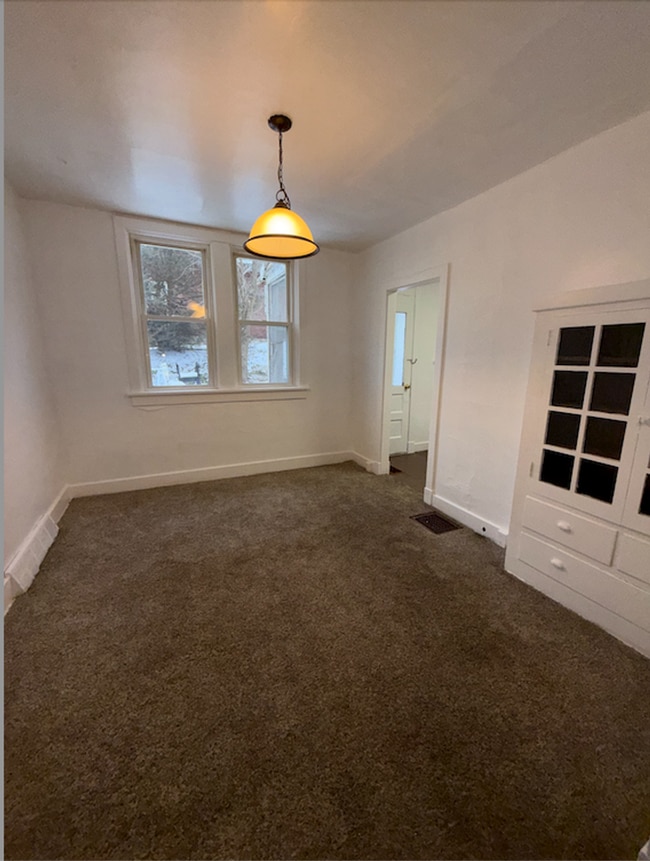 105 Court St in Carnegie, PA - Building Photo - Building Photo