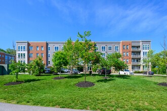 Crest of Alexandria in Alexandria, VA - Building Photo - Building Photo