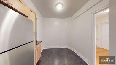 141 E 56th St in New York, NY - Building Photo - Building Photo