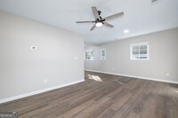 896 Oakland Dr SW, Unit 3800-105 in Atlanta, GA - Building Photo - Building Photo