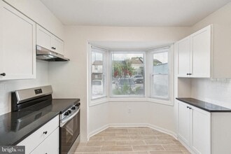 10174 Cannon Ball Ct in Manassas, VA - Building Photo - Building Photo