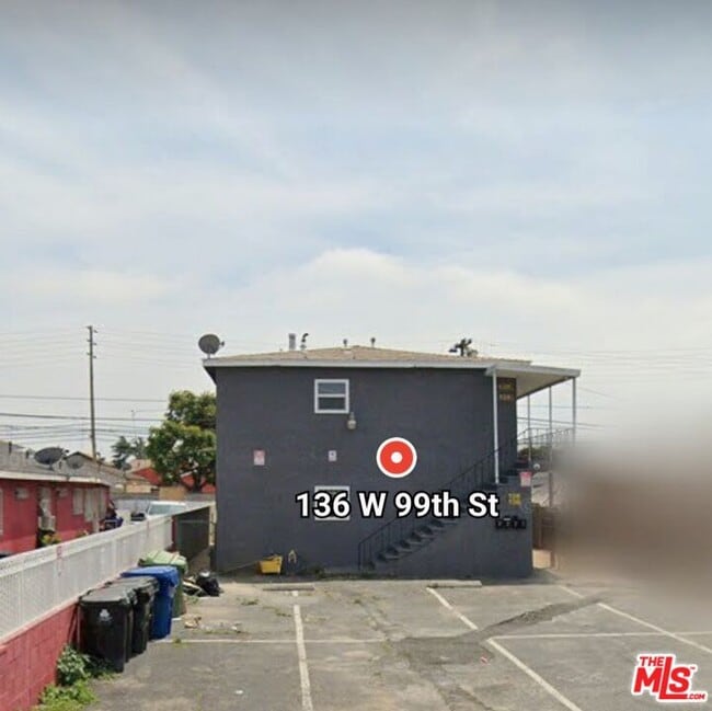 136 1/2-136 1/4 W 99th St in Los Angeles, CA - Building Photo - Building Photo