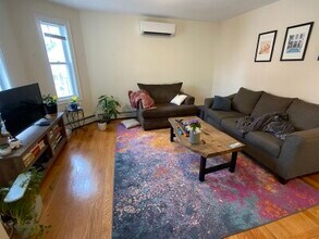 6 Nashua St, Unit 2 in Somerville, MA - Building Photo - Building Photo