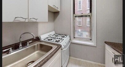 East 58th Street in New York, NY - Building Photo - Building Photo