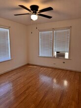 1206 1st St in Floresville, TX - Building Photo - Building Photo