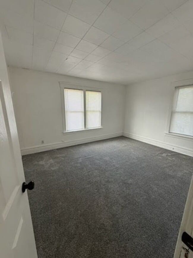 401 N 5th St in Niles, MI - Building Photo - Building Photo