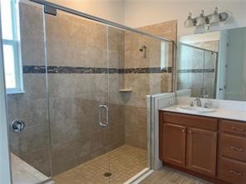 4037 Via Toledo Ct in Poinciana, FL - Building Photo
