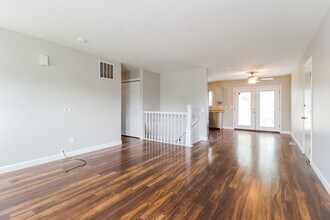 9263 Haden Ln in West Chester Township, OH - Foto de edificio - Building Photo