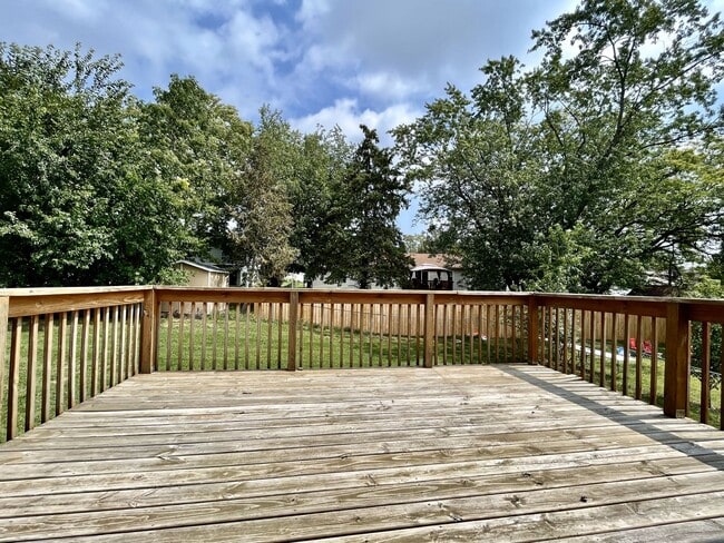 5500 Kalamazoo Ave SE in Kentwood, MI - Building Photo - Building Photo