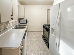 4204 Northgate Dr NE in Grand Rapids, MI - Building Photo - Building Photo