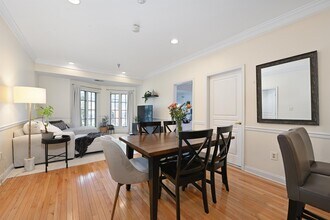 84 Adams St in Hoboken, NJ - Building Photo - Building Photo