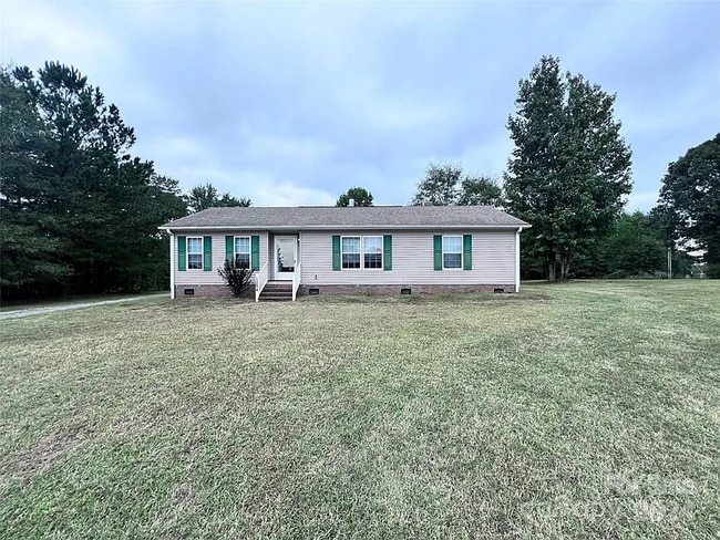 property at 1294 Old United States Hwy 221a