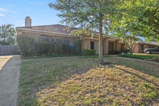 property at 2909 Post Oak Dr