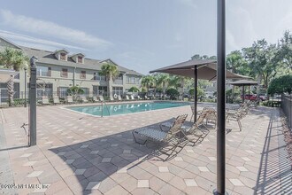 3892 Summer Grove Way N in Jacksonville, FL - Building Photo - Building Photo