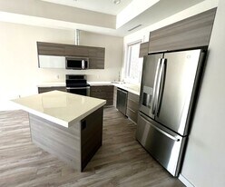 932 N Marshall St in Philadelphia, PA - Building Photo