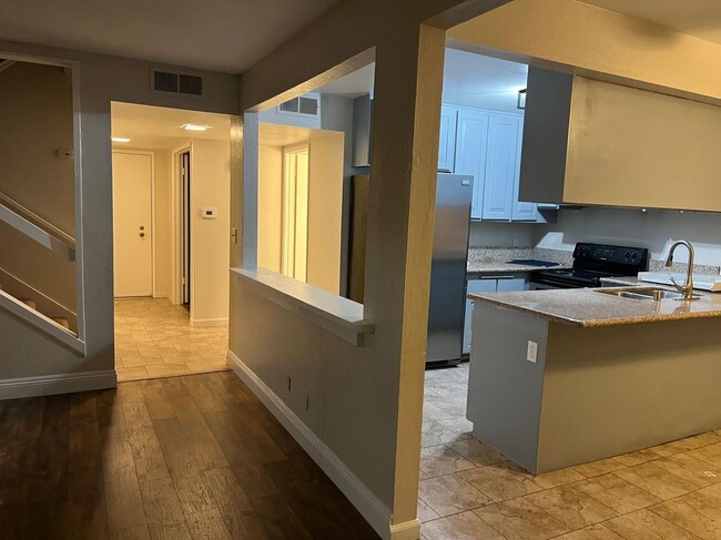 property at 4727 N Cedar Ave