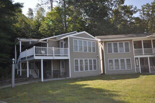 1330 Lake St in Bristol, NH - Building Photo