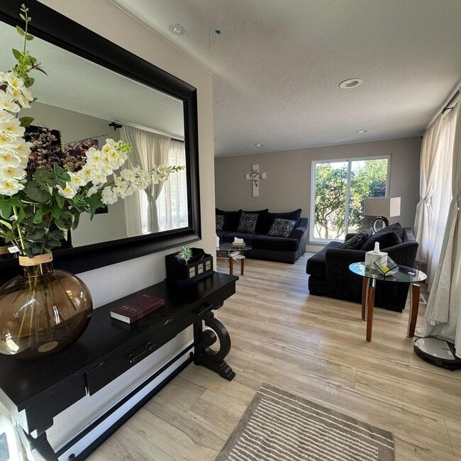 1009 NW Jones Ave in Albany, OR - Building Photo - Building Photo