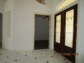 12608 Locksley Dr in Bakersfield, CA - Building Photo - Building Photo