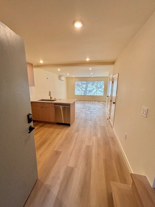 2050 Meridian Ave in South Pasadena, CA - Building Photo - Building Photo