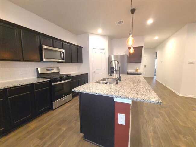 40563 Birch Shadows Ct in Magnolia, TX - Building Photo - Building Photo
