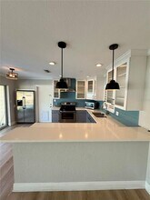 6957 18th St N in St. Petersburg, FL - Building Photo - Building Photo