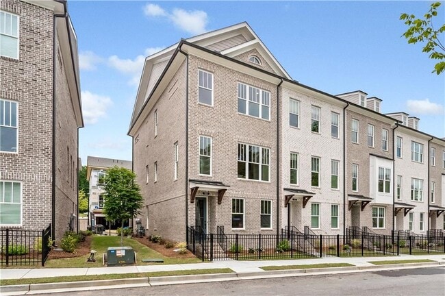 property at 165 Wards Xing Wy