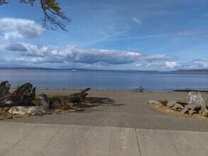 2770 Alki Ave SW in Seattle, WA - Building Photo - Building Photo