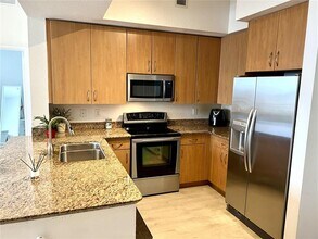 1830 Radius Dr, Unit 1203 in Hollywood, FL - Building Photo - Building Photo