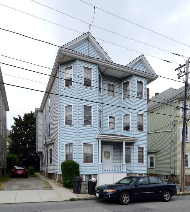 91 Hathaway St in New Bedford, MA - Building Photo